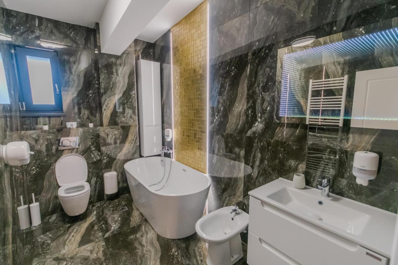 Penthouse Luxury Fălticeni Zewnętrze zdjęcie