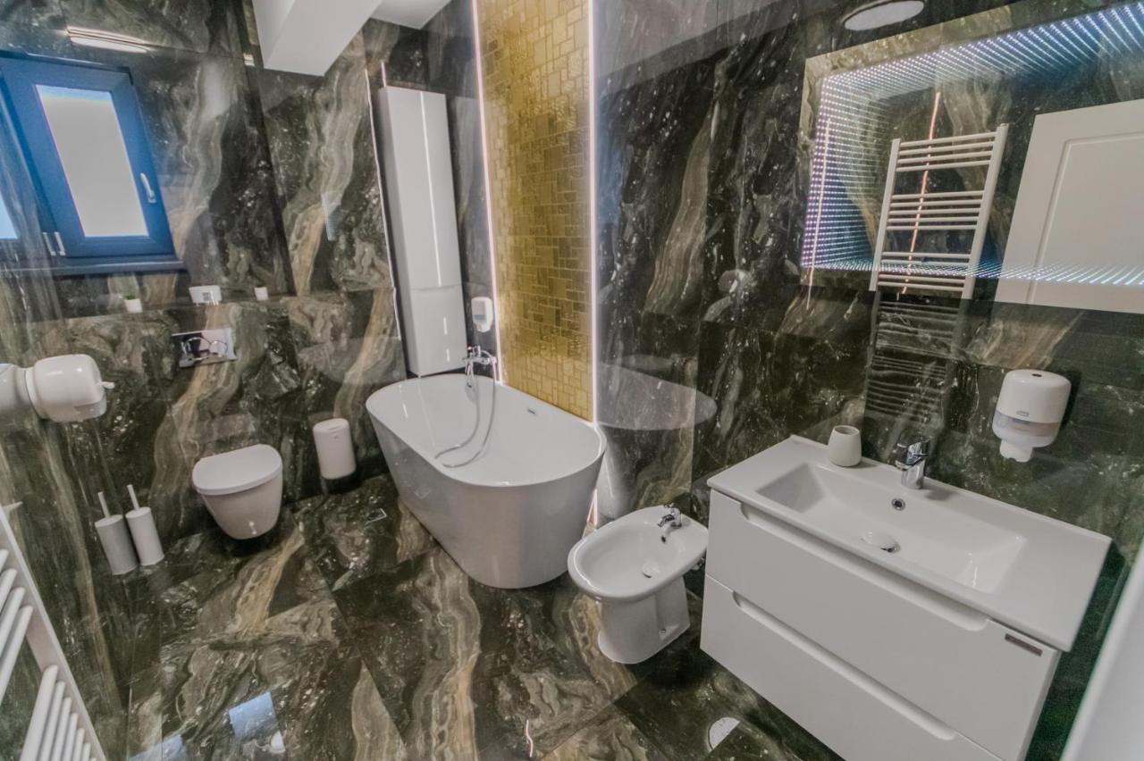 Penthouse Luxury Fălticeni Zewnętrze zdjęcie